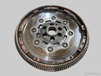 Spojková sada LUK 1.9 TDI 81 kw Škoda Octavia I - 4