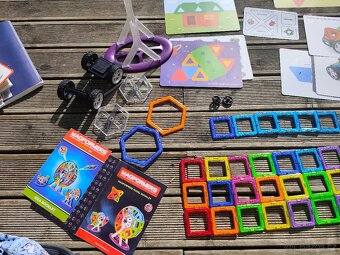 Magformers Carnival Ruské kolo Auto magnetická - 4