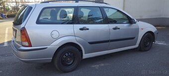 Ford Focus 1.8tddi - 4