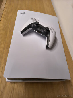 Herní konzole Sony PlayStation 5 s mechanikou - 4