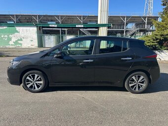 Prodám Nissan LEAF, 40 kWh Acenta - 4