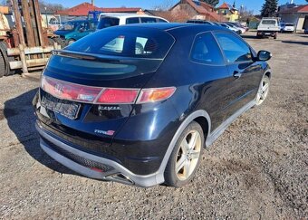 Honda Civic 2,2 i-CTDi Type S nafta manuál 103 kw - 4
