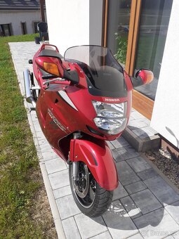 Honda CBR 1100 xx Blackbird - 4