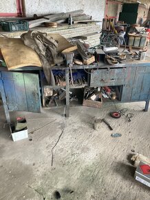 prodám ponk včetně svěráku- Pracovní stůl - 4
