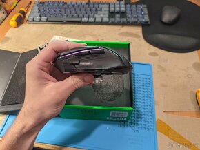 myš Razer Basilisk Ultimate - 4