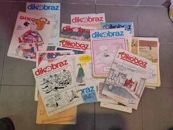 staré časopisy Dikobraz, československý voják - 4