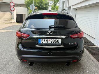 Infiniti FX50, S, 5.0 V8, 287kw 4x4 Původ ČR - 4