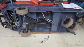 Podlahový mycí stroj Hako B 910 se sedící obsluhou - 4