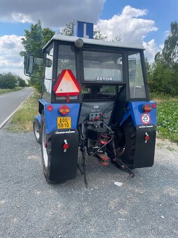 Traktor Zetor - 4