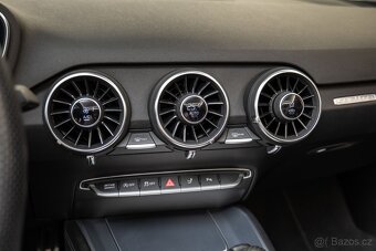 245 koní • Audi TT Roadster 45 TFSI quattro S-line (2019) - 4