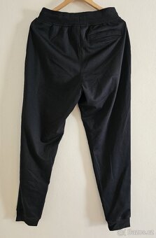 Pánské sportovní kalhoty Under Armour - 4