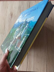 Kniha "Hrady a zámky Evropy" - 4