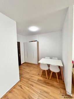 Prodej rekreačního apartmánu 2+kk s balkónem, Brač, Albánie - 4