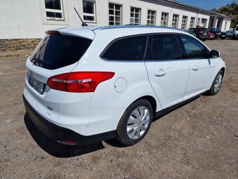 Ford Focus Combi 1.0 Ecoboost motor KO - 4