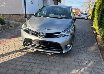Toyota Verso 1,8 VVTi Top stav, výhř sedad benzín - 4