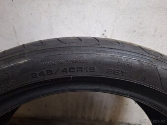 Letní pneu dvourozměr 2x245/40/19 a 2x 275/35/19 - 4