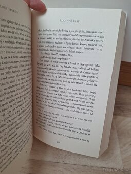 Rodinná čest - Lucy Ferriss - 4