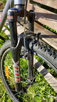 prodám horské kolo značky GT Avalanche 1.0 - 26" - 4