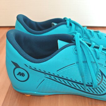 KOPAČKY NIKE VEL. EUR 44, USA 10, UK 9 - 4