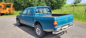 Mitsubishi L200 - 4