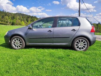 Volkswagen Golf V - 1.6 75kW - 4