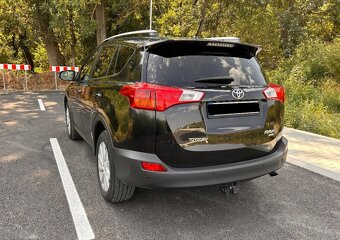 TOYOTA RAV4, 2.2 automat - 4