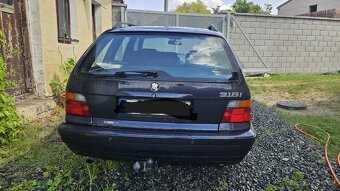 BMW 318i - 4