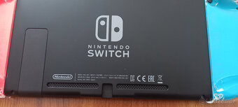 Prodám Nintendo Switch - 4