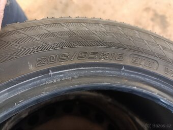 2x zimní Yokohama 205/55/16 - 4
