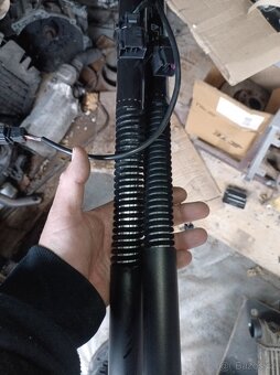 Elektrické pístnice kufru Audi s7 - 4