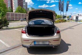 Mercedes-Benz E 400 4MATIC Coupé (C238, W213), 245 kW - 4