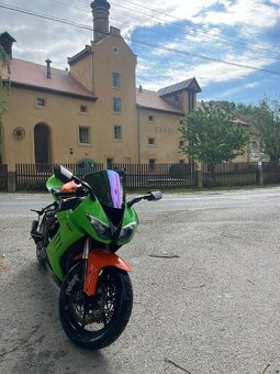 KAWASAKI ZX-10R NINJA 2008 - 4
