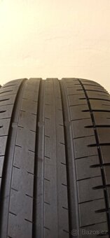 Falken 265/40 R22 106Y 4,5-5,5mm - 4