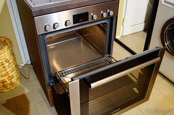 Bosch nerezový vestavný sporák HEB33D350 - 4