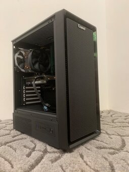 Herní PC + Monitor || RTX 3060, i7 - 4