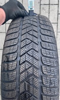 Hyundai Tucson, i35 - 17" alu + zimní 225/60 Pirelli 7mm - 4