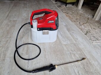 Aku postřikovač Einhell + Nabíječka a akumulátor - 4