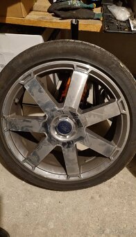 Kola 5x108 R18 225/40 - 4