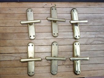 6 x stará mosazná klika, klička od okna - 4