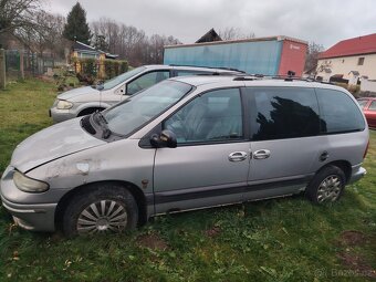 Chrysler Voyager 2.5td - 4