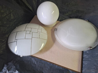 Prodám novou izolaci pod plovoucí podlahu,nové zářivky atd. - 4