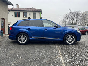 AUDI SQ7  4,0 D V8 320 Kw 7 MÍST PANORAMA - 4