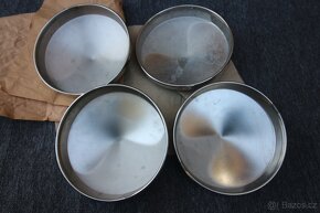 Tatra 603-2 - nové poklice - 4