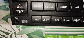 Originální autorádio Hyundai Mp3/ USB/ AUX IN - 4