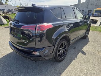 Toyota RAV4 - 4