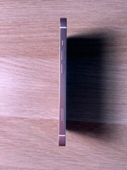 Apple iPhone 13 128 GB Růžový - pěkný stav - 4