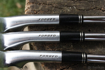 SADA ŽELEZ SRIXON Z-565 FORGED -OPRAVDU PĚKNÝ STAV - 4