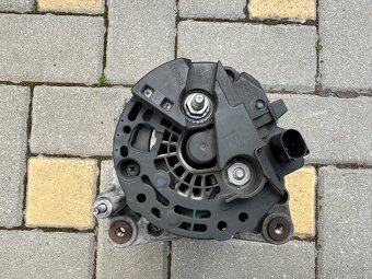 VW Škoda Audi TDI alternátor 06F903023F. - 4