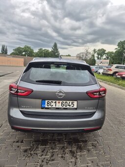Opel Insignia Turbo D 2.0 CDTI 2019 - 4