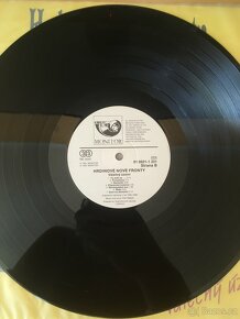 LP Hrdinové Nové Fronty–Válečný Území(Monitor 1991)1.vydání - 4